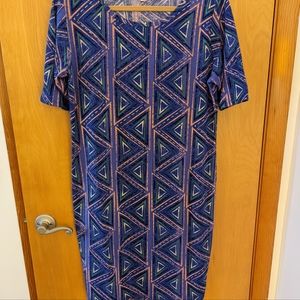 LuLaRoe 2XL Julia dress. Purple background.